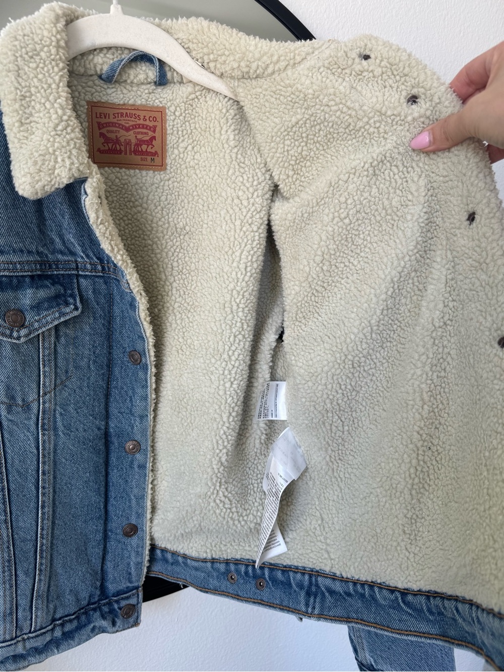 Levi's Blue Denim Sherpa Trucker Jean Jacket M - Picture 7 of 10